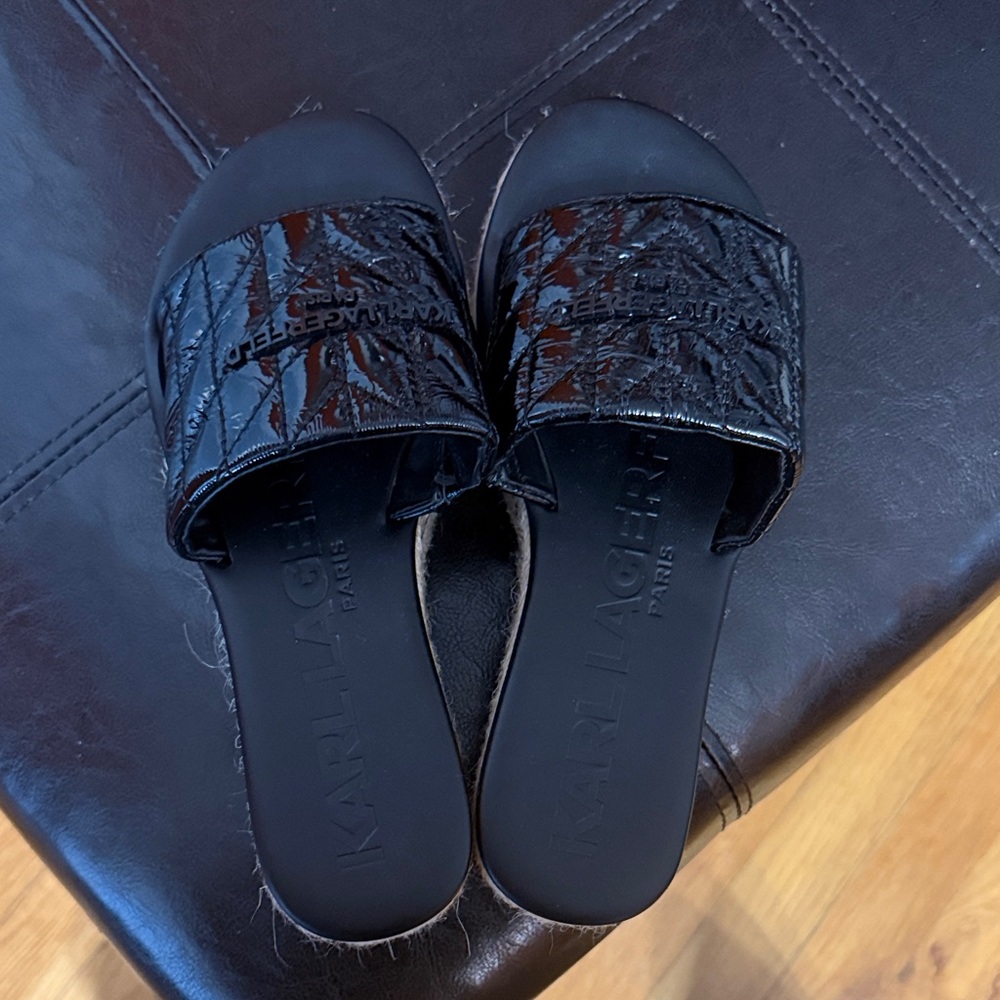 Karl Lagerfeld Glossy Black Slides